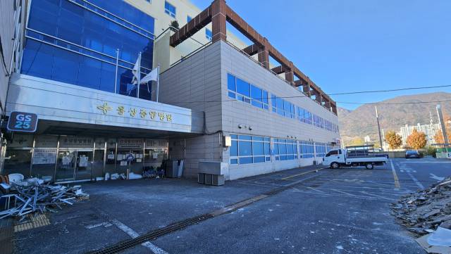 오는 3월 양산성모병원으로 개원 예정인 구 웅상중앙병원. 김태권 기자