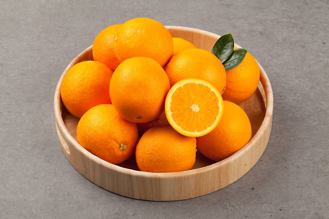 귤, 오렌지, 레몬 등의 감귤류 과일은 지방을 태우고 신진대사를 제어하는 효능이 뛰어나다. 사진= 게티이미지뱅크