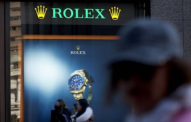 서울 시내 백화점 롤렉스 매장. 뉴시스