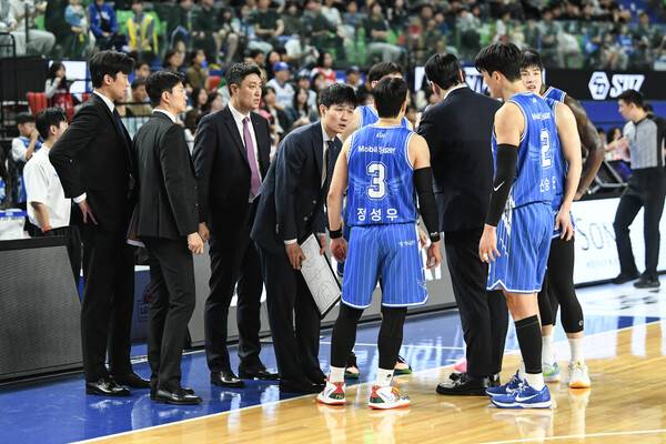 강혁 감독(사진=KBL)