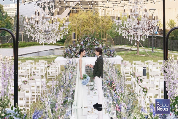 더블트리 바이 힐튼 서울 판교, 야외 가든 웨딩.&nbsp;ⓒ더블트리 바이 힐튼 서울 판교