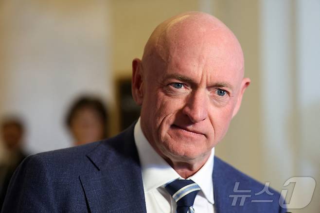 마크 켈리 미국 연방상원의원 ⓒ 로이터=뉴스1 ⓒ News1 류정민 특파원