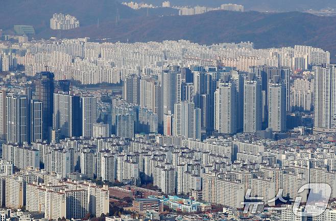 대구 앞산 전망대에서 바라본 대구 도심 전경. 뉴스1 ⓒ News1 공정식 기자