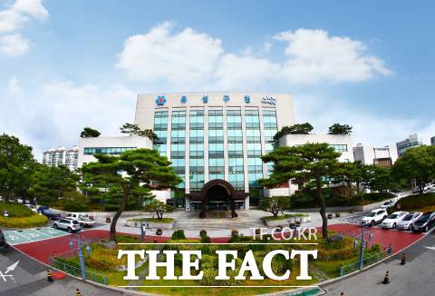 대전 유성구 청사 전경. /더팩트 DB