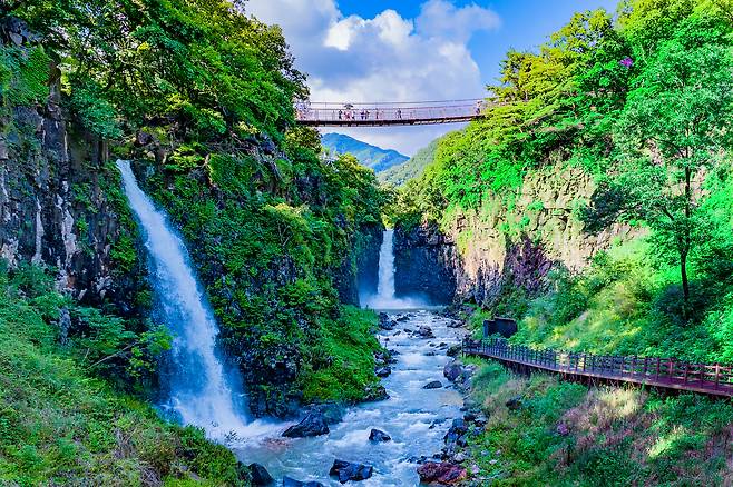Jaein Falls in Yeoncheon-gun, Gyeonggi Province (Yeoncheon-gun)