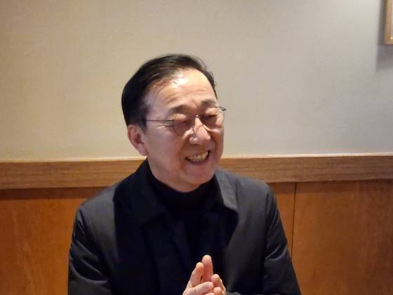 Korean Land Minister Kim Yun-duk speaks during a meeting with reporters in Arlington, Virginia, on Jan. 5. [YONHAP]