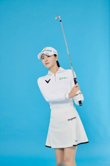 캘러웨이골프 코리아는 5일 한국여자프로골프(KLPGA)투어에서 활약하는 이가영과 2026년부터 의류 후원 계약을 체결했다고 발표했다. 캘러웨이골프 코리아 제공
