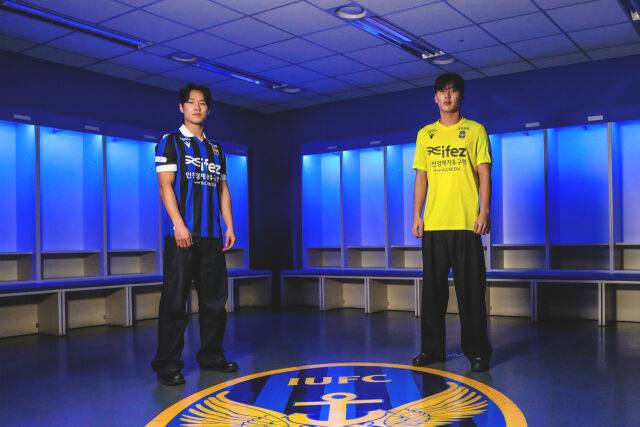 이준섭(왼쪽)과 왕민준./인천 유나이티드