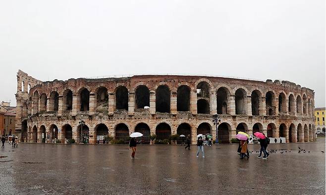 베로나 올림픽 아레나(폐회식)