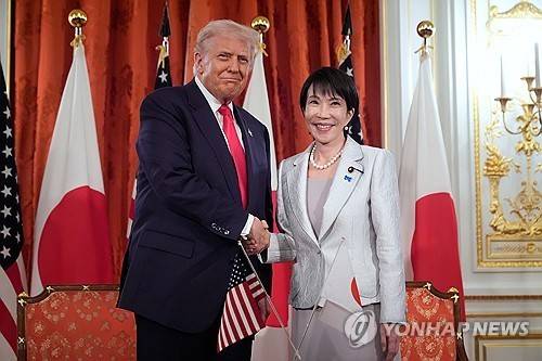 트럼프 미국 대통령과 다카이치 일본 총리 [AP 연합뉴스 자료사진. 재판매 및 DB 금지]