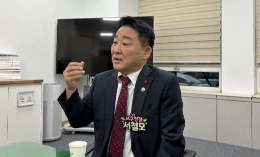 서철모 서구청장이 7일 대전시의회 기자실에서 신년 인사회를 열고, 대전충남 행정통합 관련 발언을 하고 있다. 최다인 기자