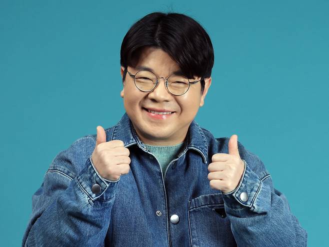 최욱씨는 “공익을 위한 일이라면  고소·고발도 두렵지 않다”고 말한다. 그는 “소송으로 자신의 입을 막으려고 하면 더 세게 나간다”고 했다. 서성일 선임기자