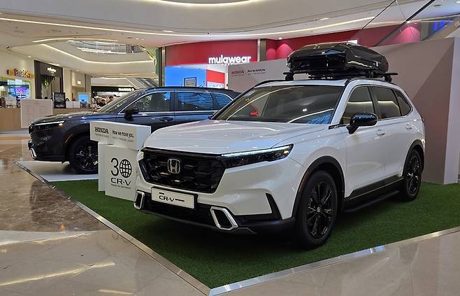 무채색이 무난하고 무탈해서. 혼다 신형 CR-V [사진촬영=최기성 매경 디지털뉴스룸 기자]