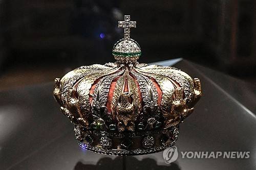 외제니 황후 왕관의 2020년 모습 [AFP 연합뉴스 자료사진. 재판매 및 DB 금지]