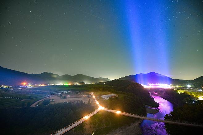 한탄강 Y자형 출렁다리 야간 경관. 사진=포천시청
