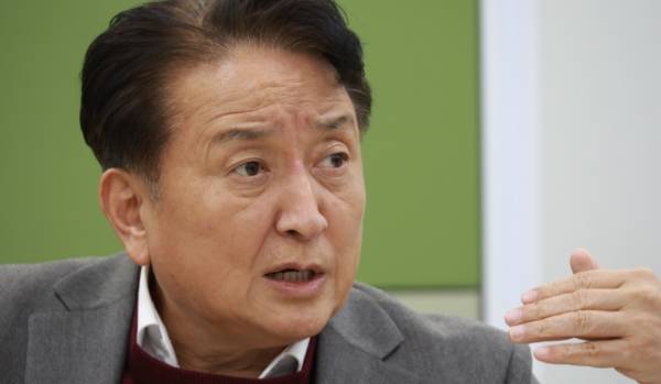 8일 김영환 충북지사가 기자간담회에서 대전·충남 통합구역의 가칭으로 제안된 '충청특별시'에 대해 "충북도민을 모욕한 것"이라며 강하게 반발하고 있다. /충북도 제공