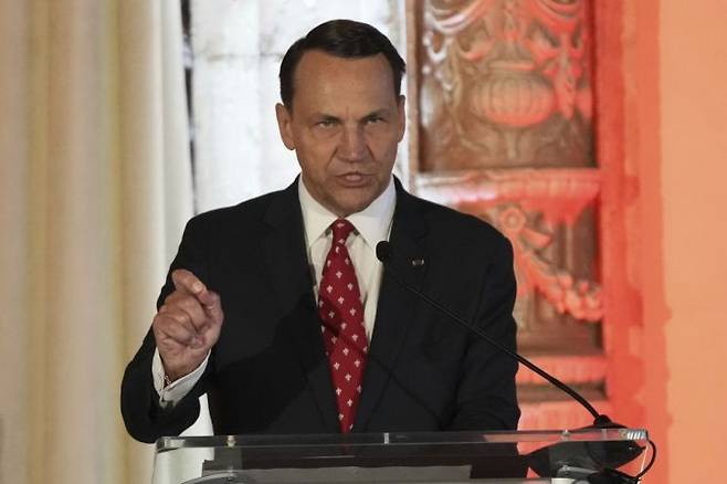 라도스와프 시코르스키 폴란드 외무장관. AP연합뉴스