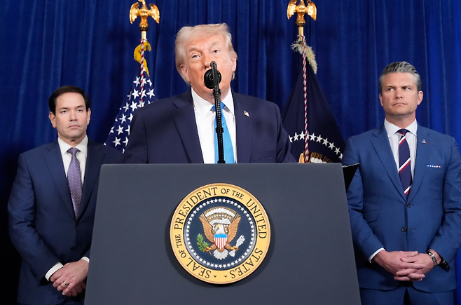 1월 3일 마러라고에서 마두로 베네수엘라 대통령 체포 사실을 언론에 발표하는 미국 트럼프 대통령. AP 뉴시스