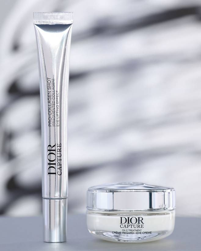 디올 캡춰 프로 콜라겐 샷, 14만원대, 디올 캡춰 오엑스 씨 트리트먼트 아이 크림, 14만원대, 모두 Dior Beauty.