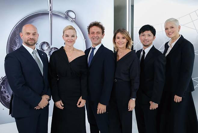 줌 패널 토크에 참가한 디올 사이언스 전문가.