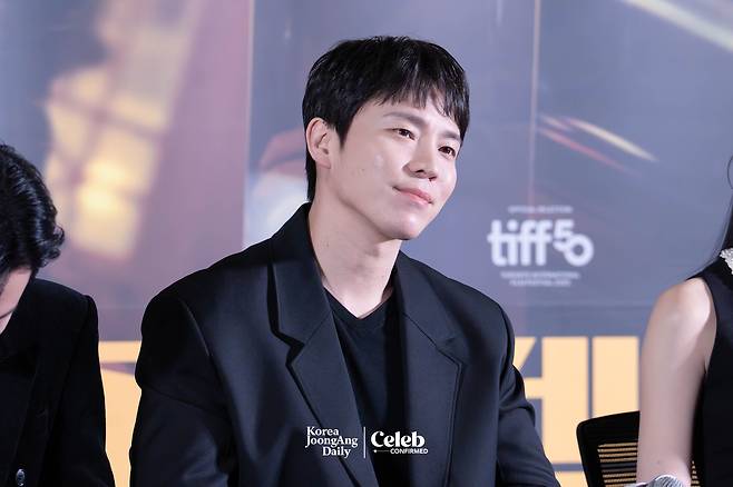 Actor Lee Jae-kyoon during a press conference for the film “Project Y” at the Lotte Cinema World Tower in Jamsil, southern Seoul on Jan. 8. [DANIELA GONZALEZ PEREZ]
