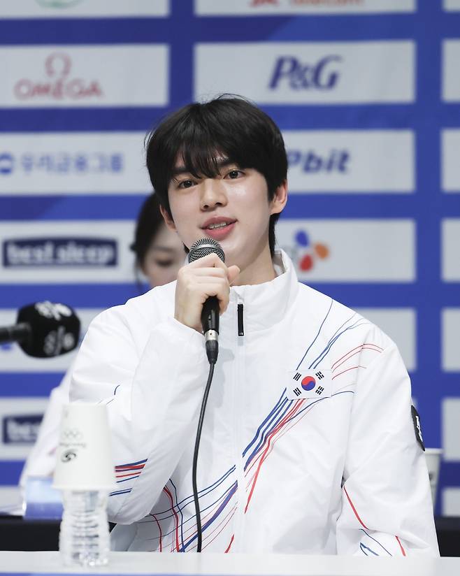 피겨스케이팅 남자 싱글 차준환이 7일 진천선수촌에서 열린 밀라노동계올림픽 미디어데이에서 각오를 전하고 있다. 진천｜뉴시스