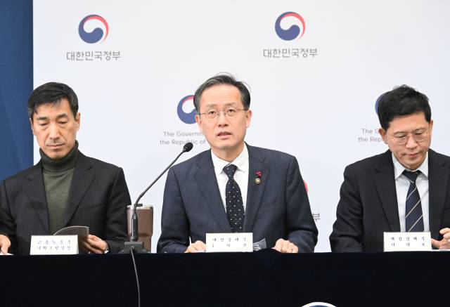 이형일 재정경제부 차관은 5일 정부세종청사에서