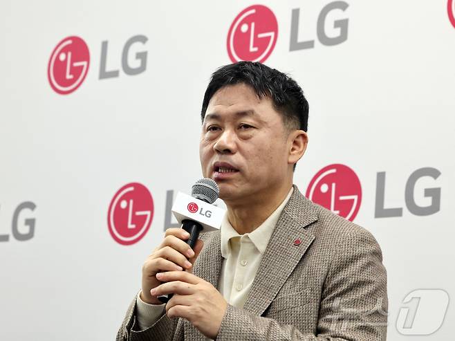 류재철 LG전자 대표(사장)이 7일(현지시간) 미국 네바다주 라스베이거스 컨벤션센터(LVCC)에서 열린 'CES2026 LG전자 기자간담회'에서 인사말을 하고 있다. 2026.1.8/뉴스1 ⓒ News1 황기선 기자