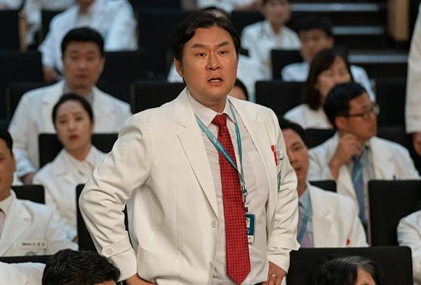 윤경호 / 사진=넷플릭스 제공