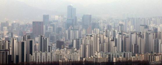서울 시내 아파트 단지 전경. [연합뉴스]