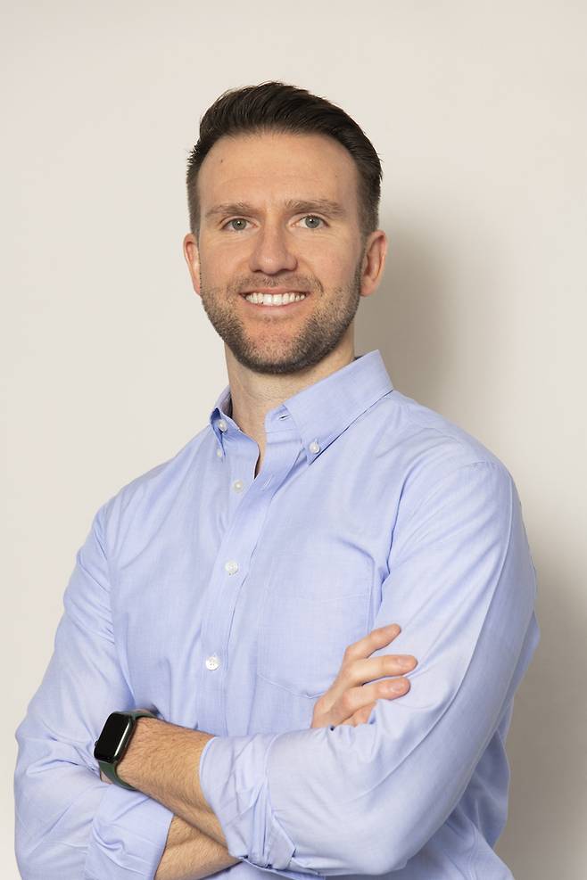 닉 카티노 딜 글로벌 정책 총괄. 딜(Deel)