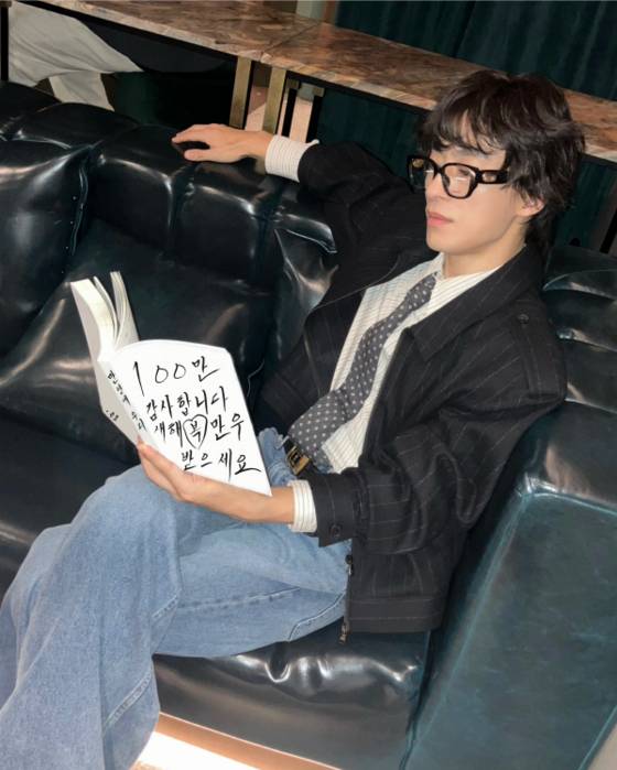 영화 '만약에 우리' 구교환. 쇼박스 제공.