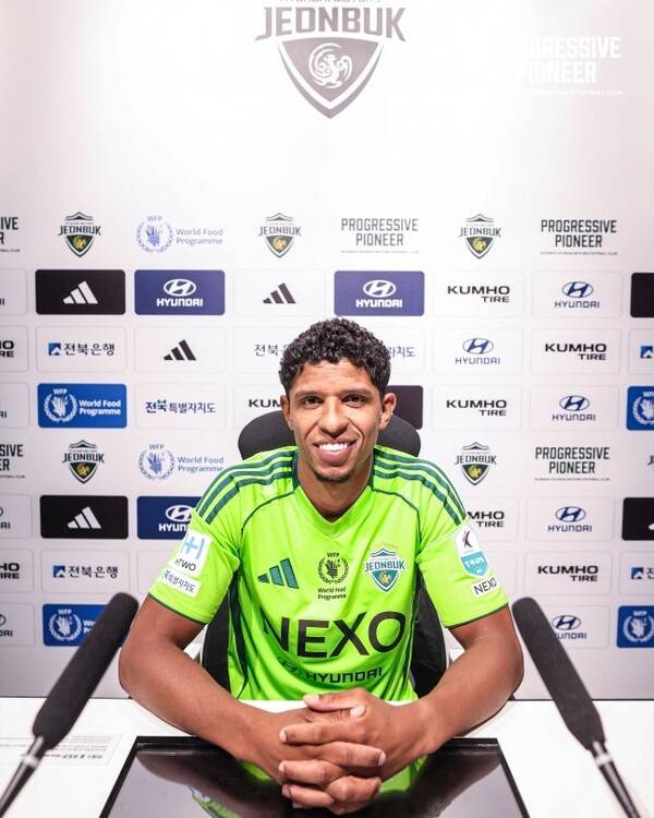 [오피셜] 승리의 '오오렐레' 외치고 파...K리그 최고 미드필더 오베르단, 전북현대 이적 확정 '중원 무게감 더한다'