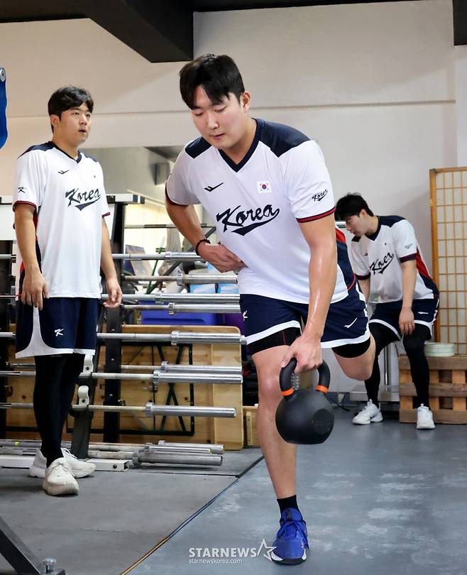 [한번에쓱]야구대표팀 사이판전지훈련 첫날, KBO 대표선수들 다 모으니 이번에는 일낼것 같은 분위기