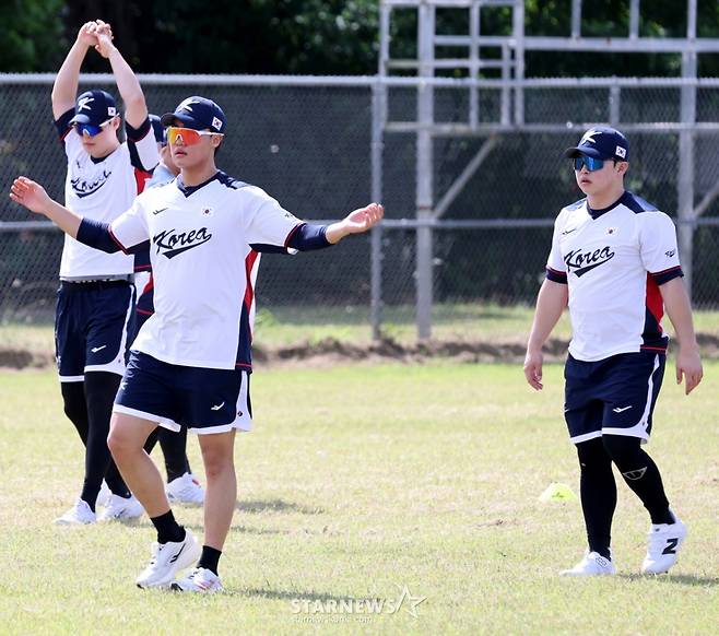 [한번에쓱]야구대표팀 사이판전지훈련 첫날, KBO 대표선수들 다 모으니 이번에는 일낼것 같은 분위기