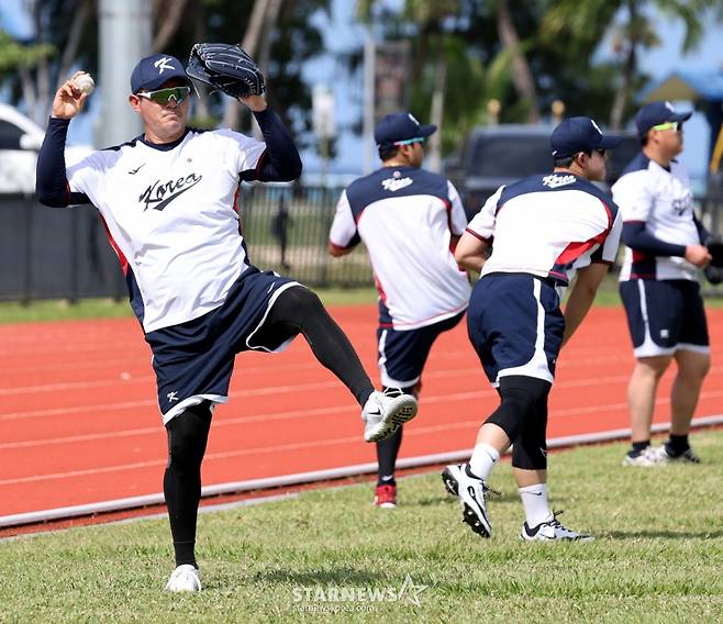 [한번에쓱]야구대표팀 사이판전지훈련 첫날, KBO 대표선수들 다 모으니 이번에는 일낼것 같은 분위기