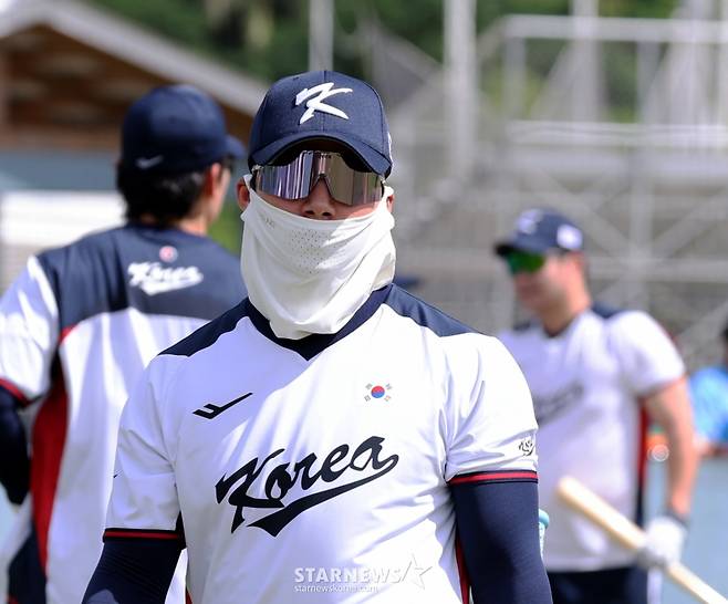 [한번에쓱]야구대표팀 사이판전지훈련 첫날, KBO 대표선수들 다 모으니 이번에는 일낼것 같은 분위기
