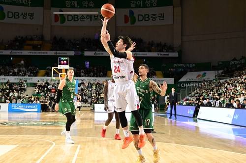 슛하는 문유현 [KBL 제공. 재판매 및 DB 금지]