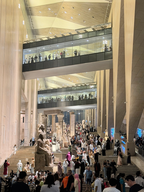 20일(현지시간) 대이집트 박물관 그랜드스테어케이스. 정재훈기자 jjhoon@yeongnam.com