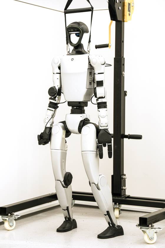 스타트업 리얼월드의 개발 단계 휴머노이드