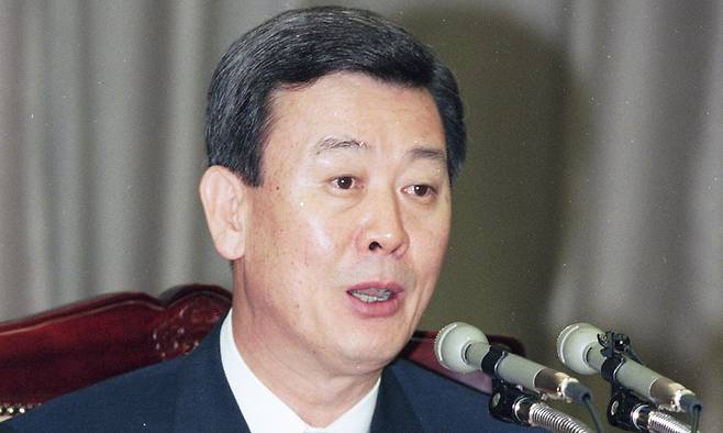 박순용(1945∼2026) 전 검찰총장. 사진은 총장으로 재직하던 2000년 7월 대검찰청에서 전국 공안 검사 회의를 주재하는 모습. 세계일보 자료사진