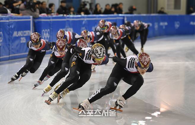 쇼트트랙 선수들이 7일 진천 국가대표선수촌에서 훈련을 하고 있다. 진천 | 최승섭기자 thunder@sportsseoul.com