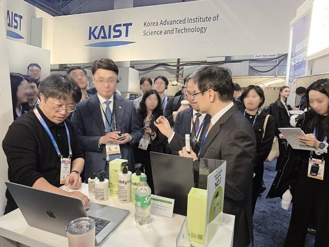 기능성 샴푸 브랜드 그래비티가 CES 2026에서 부스를 운영했다. /폴리페놀팩토리