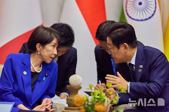 이재명 대통령-다카이치 사나에 일본 총리 양자 회담