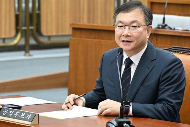 박영재 대법관 후보자가 2024년 7얼 24일 국회에서 열린 인사 청문회에서 의원의 질문에 답변하고 있다. 고영권 기자