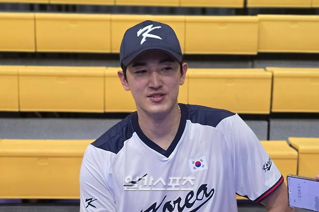 12일 사이판 올레아이 스포츠 콤플렉스에서 만난 고영표. 사이판=윤승재 기자