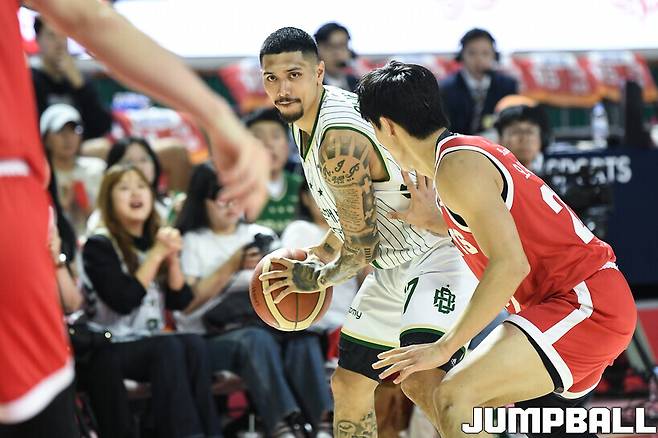 [JB프리뷰] 로슨도 못 했던 DB의 8연승, 알바노는 또 SK의 방패 뚫을 수 있을까?