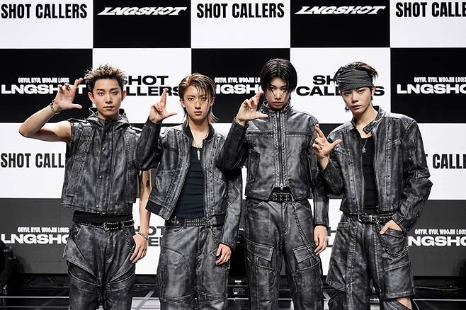 모어비전의 첫 번째 아이돌 그룹 롱샷이 13일 오후 서울 영등포구 명화라이브홀에서 데뷔 쇼케이스를 열었다. 모어비전 제공