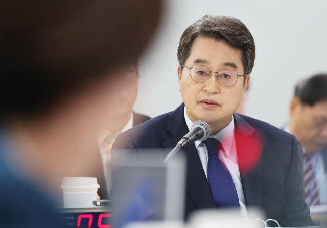 ▲ 김동연 경기도지사가 경기도 수원시 영통구 경기도청에서 열린 국회 행정안전위원회의 경기도에 대한 2025년 국정감사에서 위원 질의에 답변하고 있다. ⓒ연합뉴스