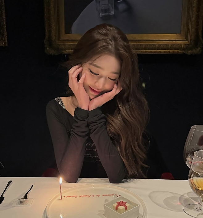장원영 인스타그램 캡처.